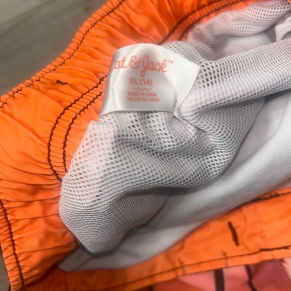 Youth swim trunks bundle - Picture 3 of 9